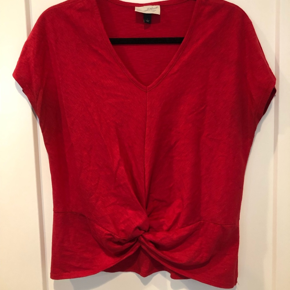 Red target top